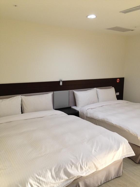 Big Bear Hotel Καοσιούνγκ Εξωτερικό φωτογραφία