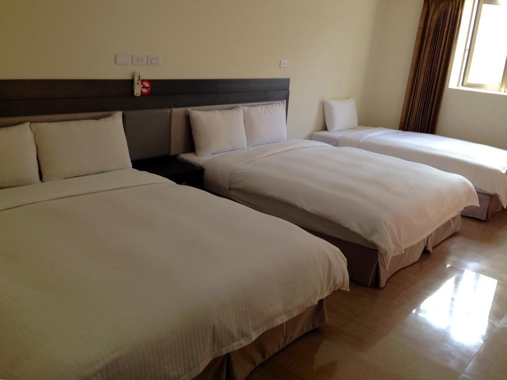 Big Bear Hotel Καοσιούνγκ Εξωτερικό φωτογραφία