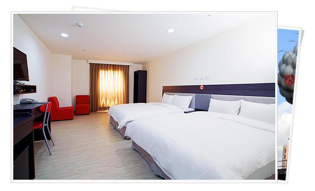 Big Bear Hotel Καοσιούνγκ Εξωτερικό φωτογραφία